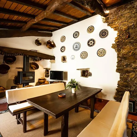 Pensjonat Casa De Anquiao - Turismo De Habitacao Ponte de Lima