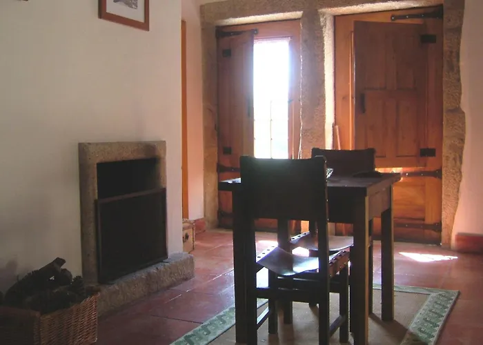 Casa De Anquiao - Turismo De Habitacao Gasthof Ponte de Lima